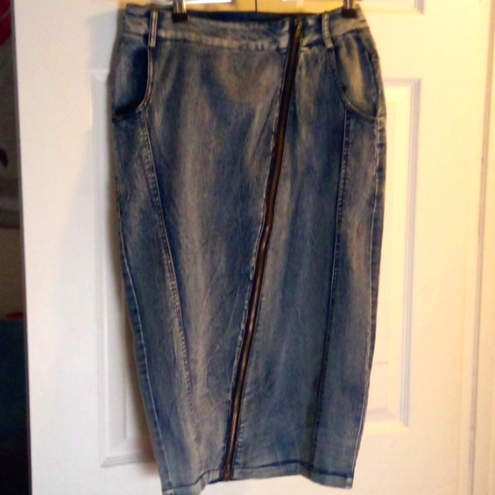 Good Time jean skirt